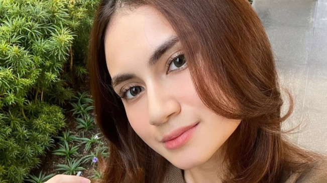Raisa Bawazier diduga mantan pacar Kenny Austin. (Instagram)